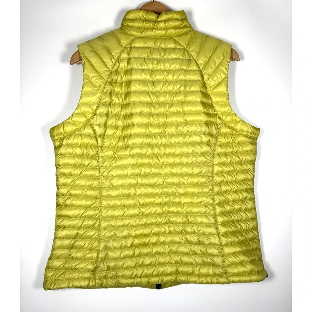 LL Bean Down Puffer Vest Womens XL Yellow Chartreuse Goose Down Lightweight - Picture 3 of 16